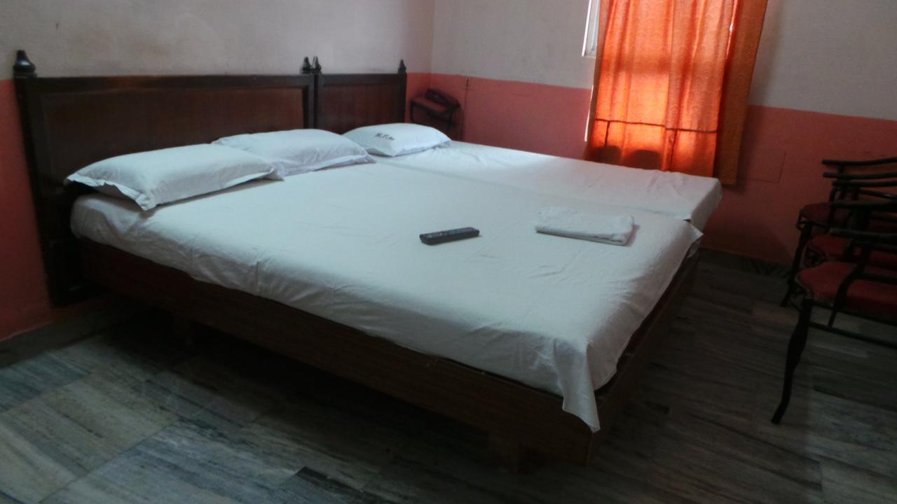 M.P.M. Guest House 퐁디셰리 외부 사진